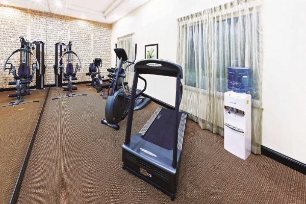 La Quinta Inn & Suites by Wyndham Marshall image 14